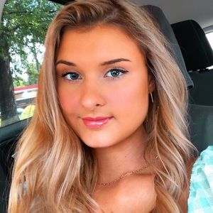 Meet your Posher, Kristen